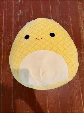 Squishmallows Yellow Plush with White Brand Tag